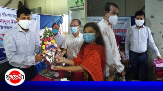 তাঁত শিল্পকে মণিপুরীরা অনেক উন্নত করেছে : জেলা প্রশাসক