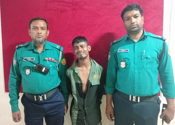 সিলেটে ‘চিহ্নিত ছিনতাইকারী’ গ্রেপ্তার